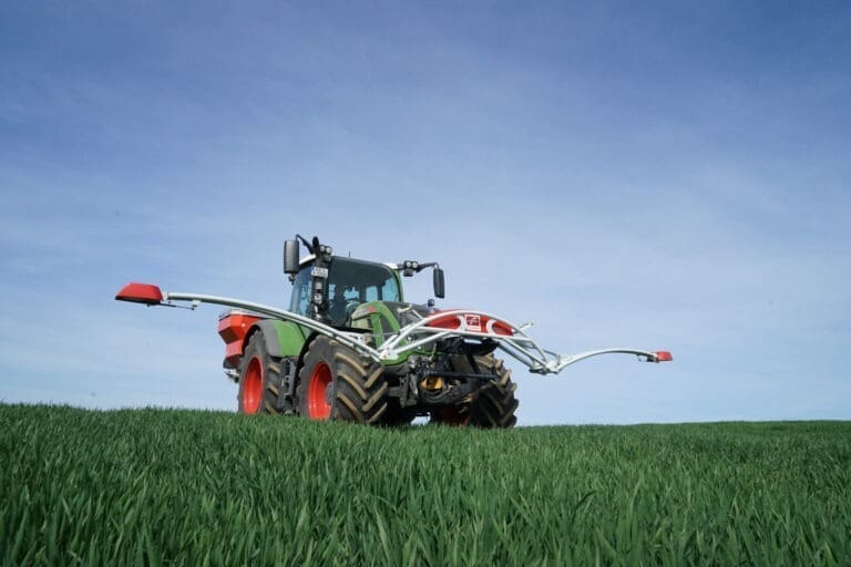 Isaria Pro Active - Täsmäviljely- ja lannoitusjärjestelmä