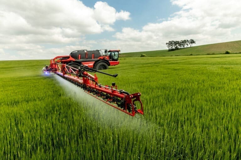 Agrifac Condor - Agrifac itsekulkevat kasvinsuojeluruiskut